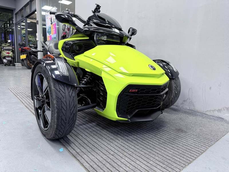 二手庞巴迪Spyder F3 