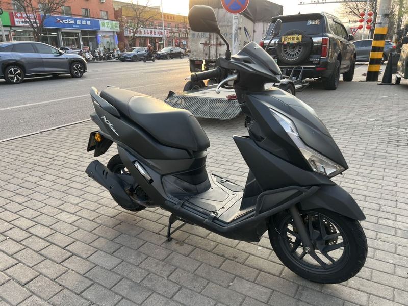 二手五羊本田NX125