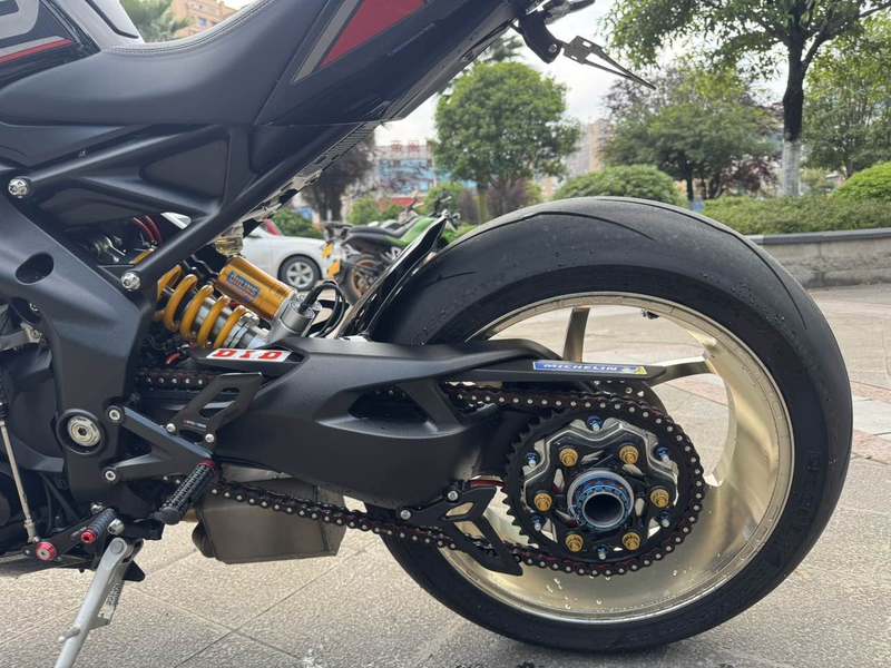 二手凯旋Speed Triple 1200