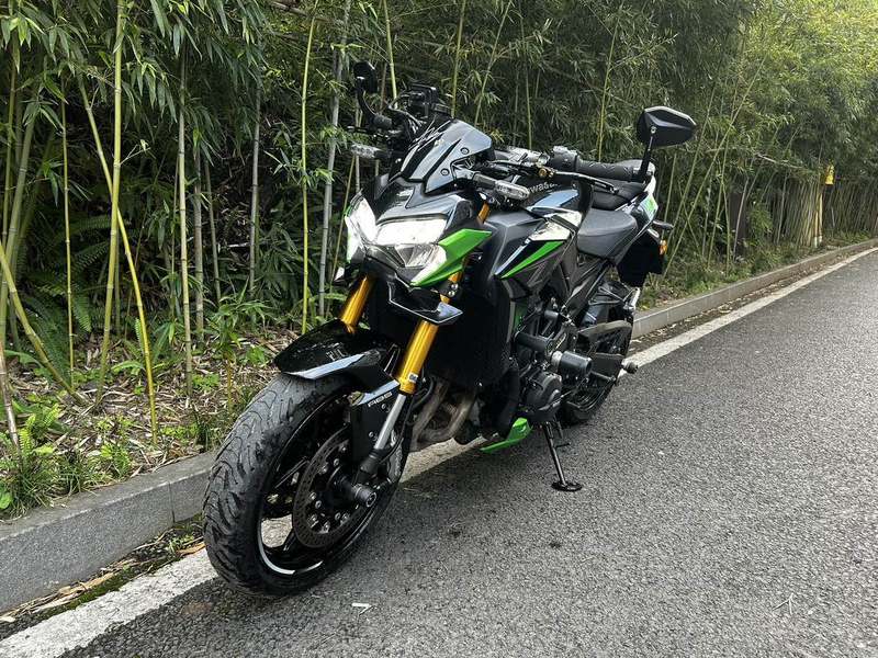 二手川崎Z900