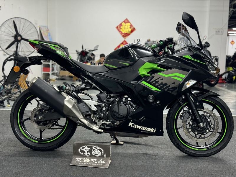 二手川崎Ninja 400