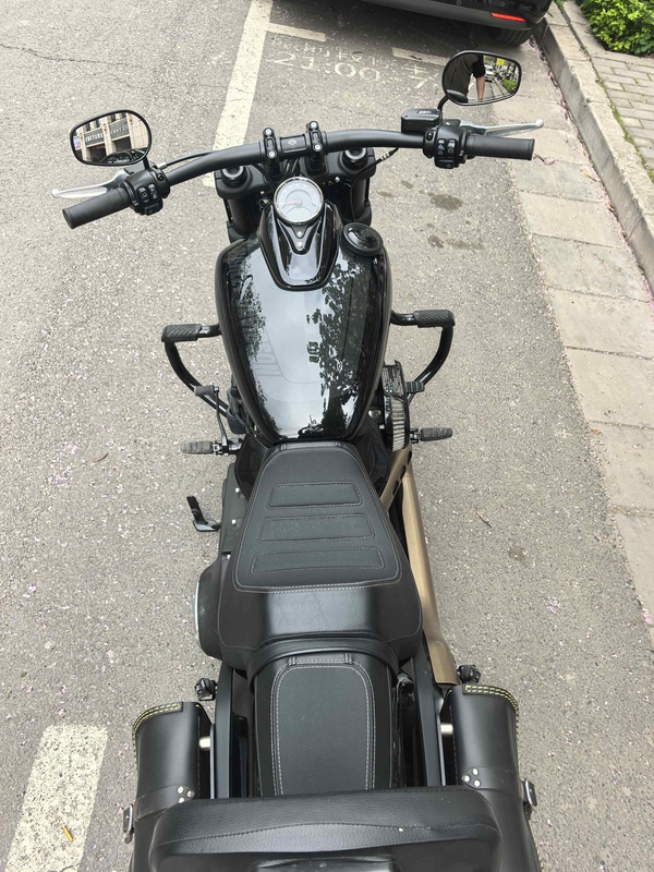 二手哈雷戴维森肥霸 Fat Bob