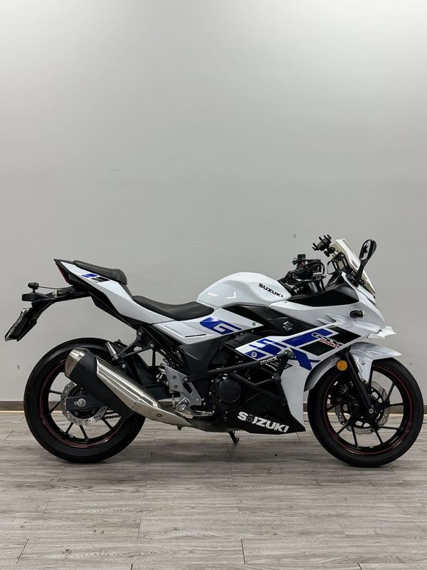 二手豪爵铃木GSX250R