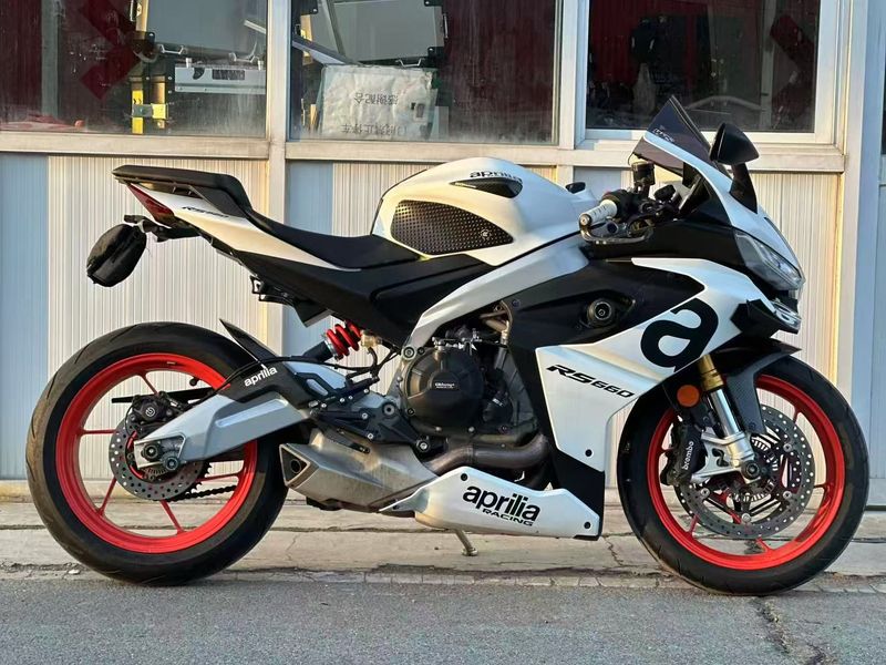 二手阿普利亚RS 660 