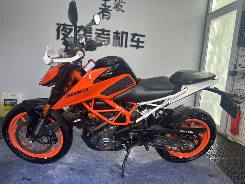 二手KTMR2R390 Duke