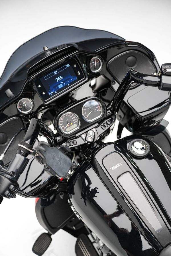 二手哈雷戴维森公路滑翔 Road Glide