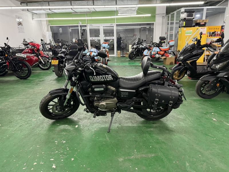 二手QJMOTOR闪300