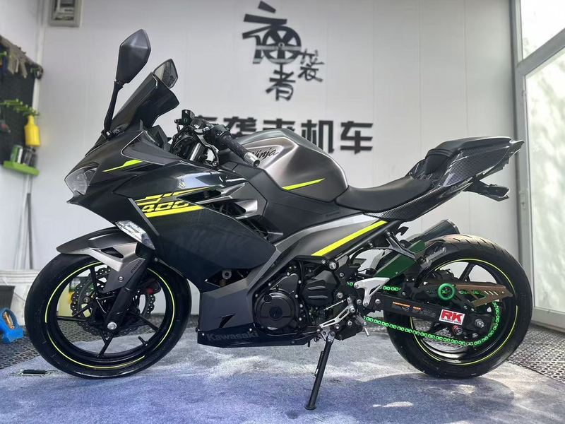 二手川崎Ninja 400