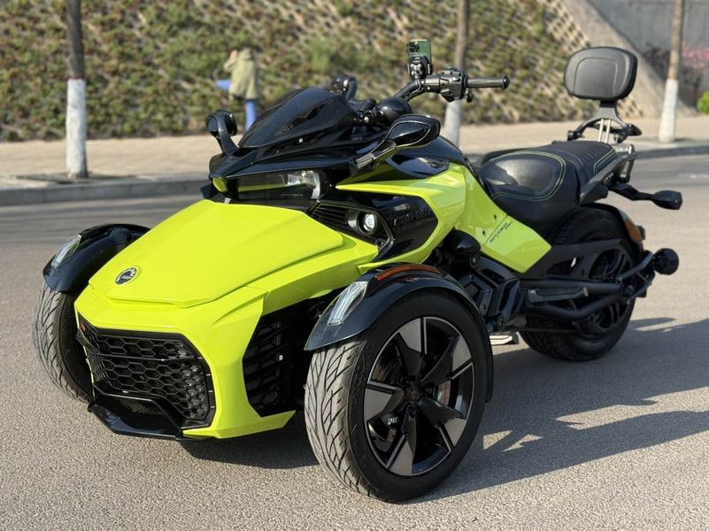 二手庞巴迪Spyder F3 