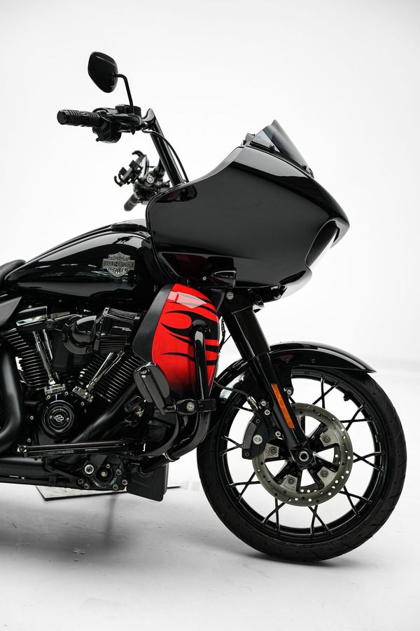 二手哈雷戴维森公路滑翔 Road Glide