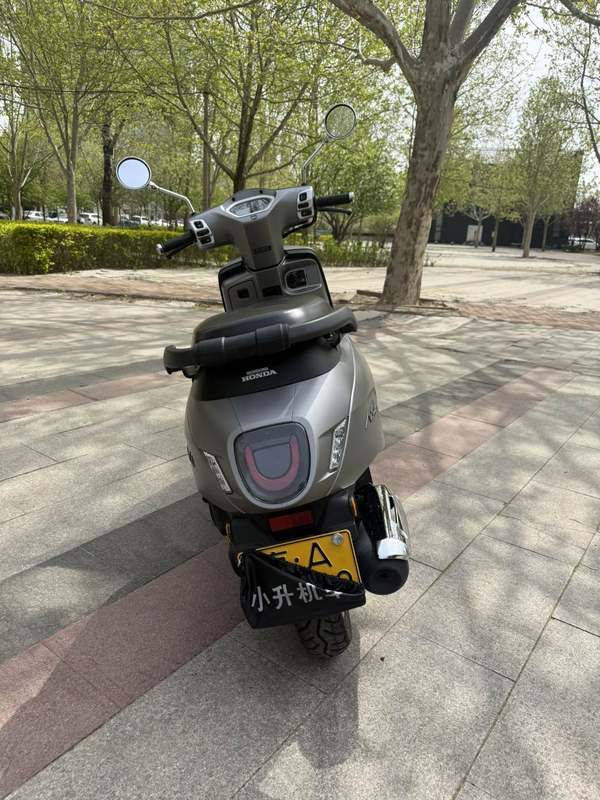 二手新大洲本田NS125LA