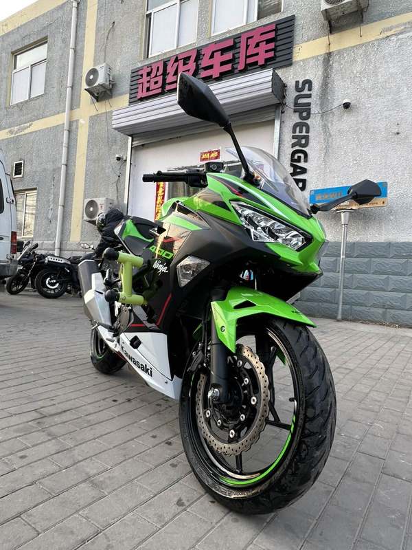 二手川崎Ninja 400