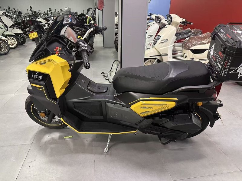 二手猎变机甲蜂