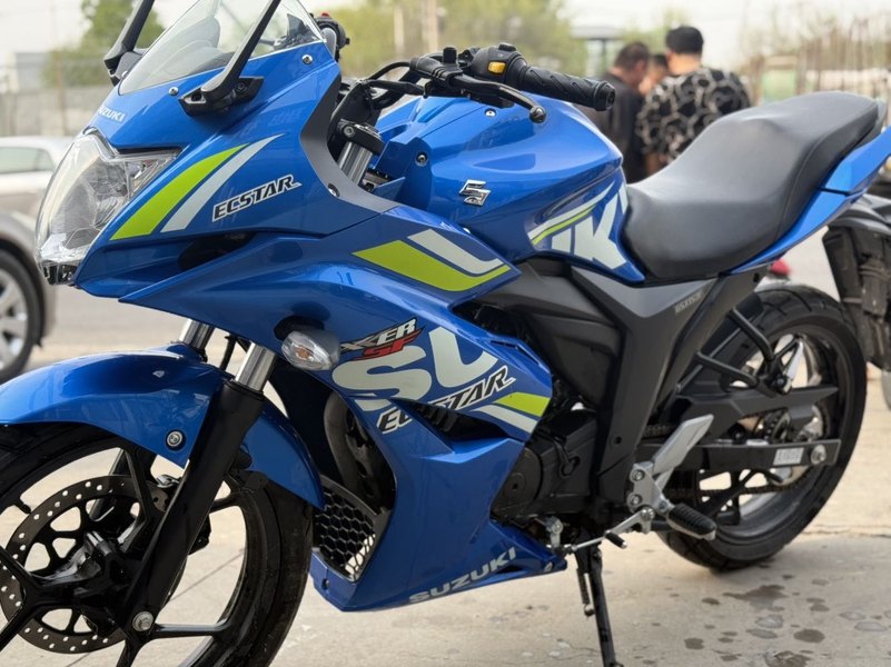 二手济南铃木极客飒 Gixxer 155
