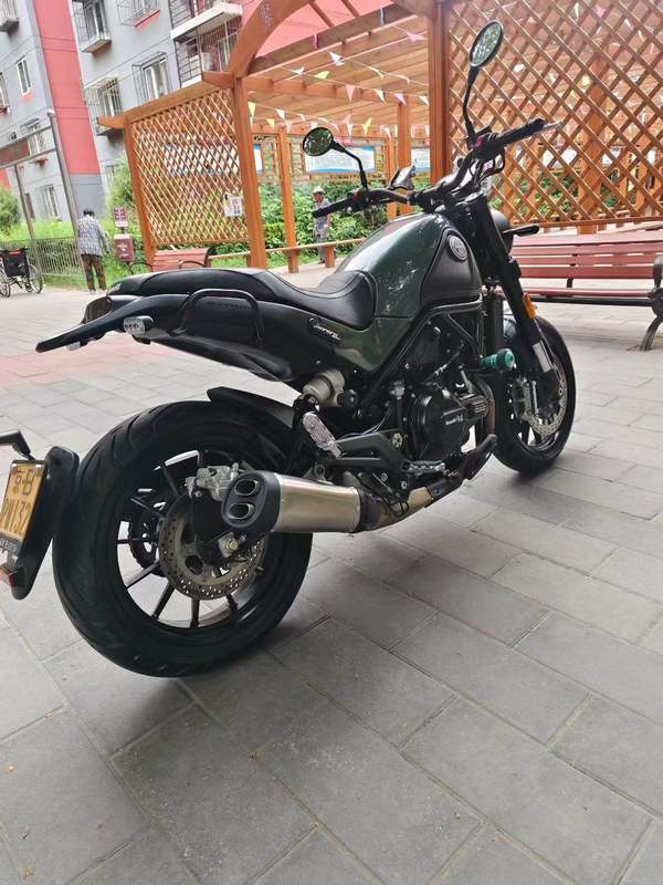 二手贝纳利幼狮 Leoncino 500