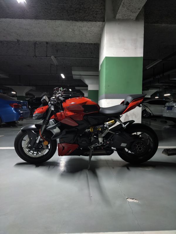 二手杜卡迪Street Fighter V2