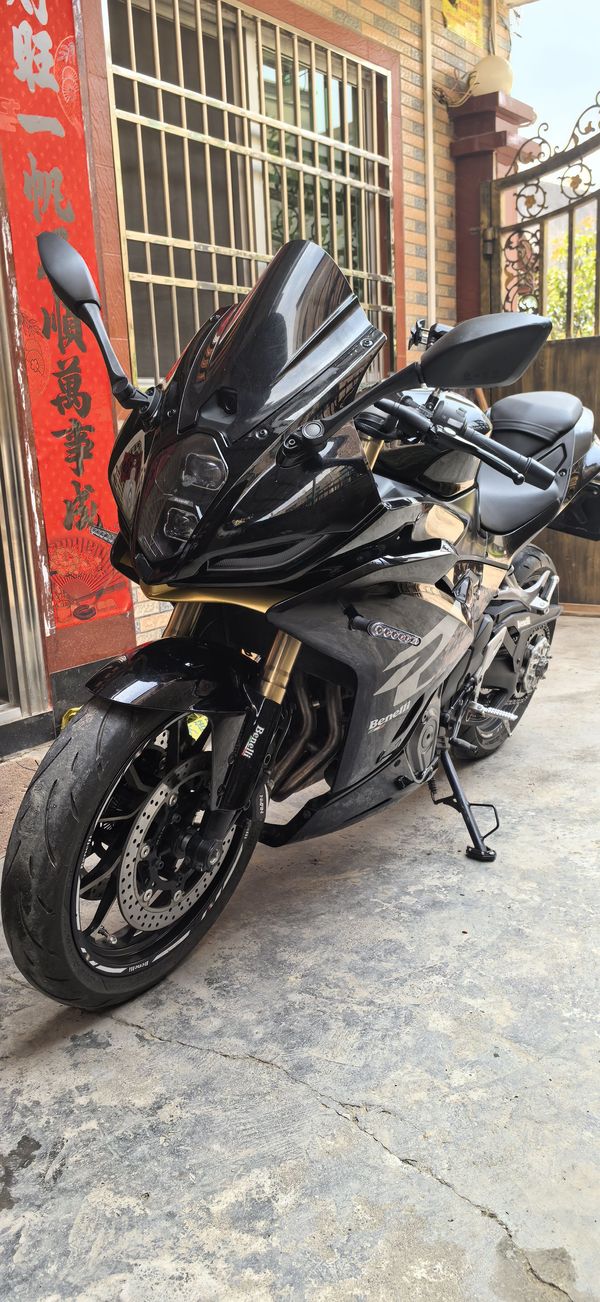 二手贝纳利龙卷风 Tornado 402R