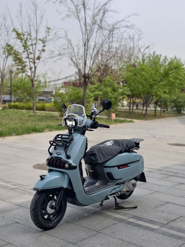 二手维多利亚Sixties 250Si