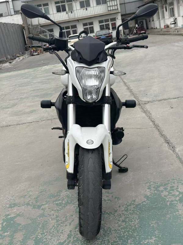 二手贝纳利蓝宝龙 BN302S