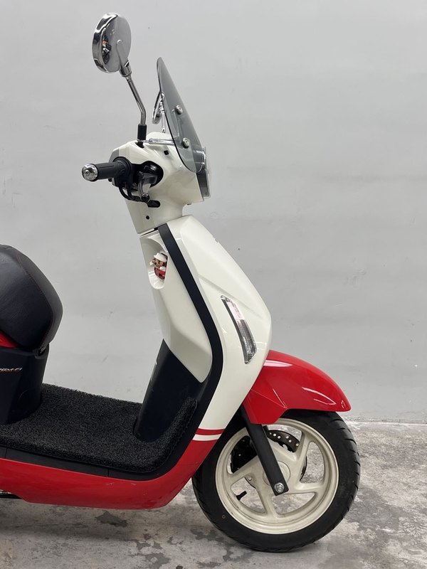 二手新大洲本田NS125LA