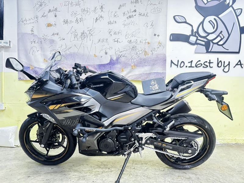 二手川崎Ninja 400