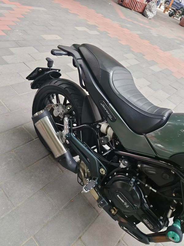 二手贝纳利幼狮 Leoncino 500