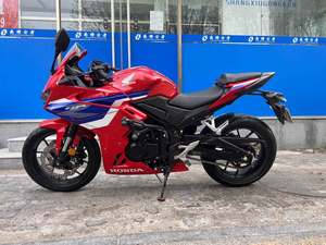 二手本田CBR400R