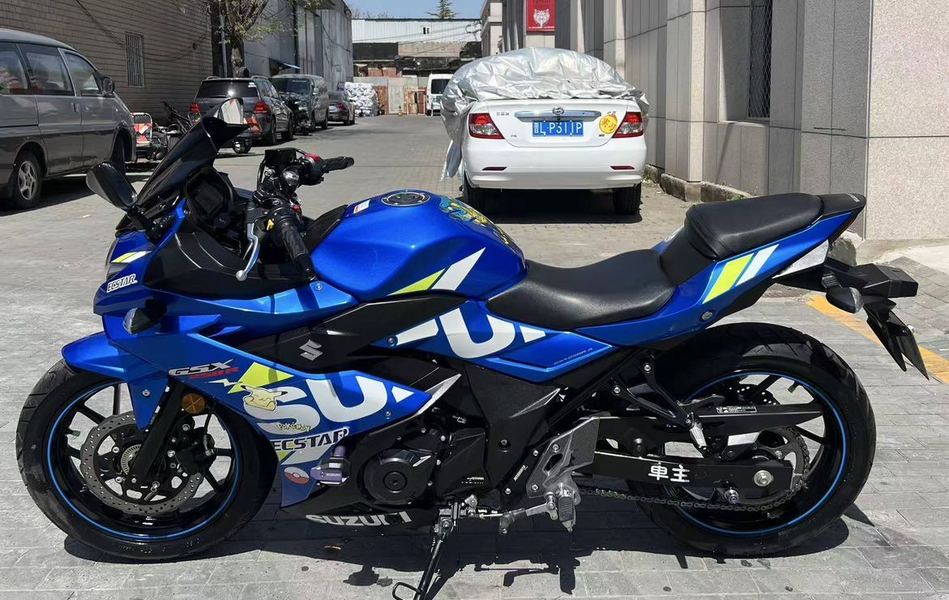 二手豪爵铃木GSX250R