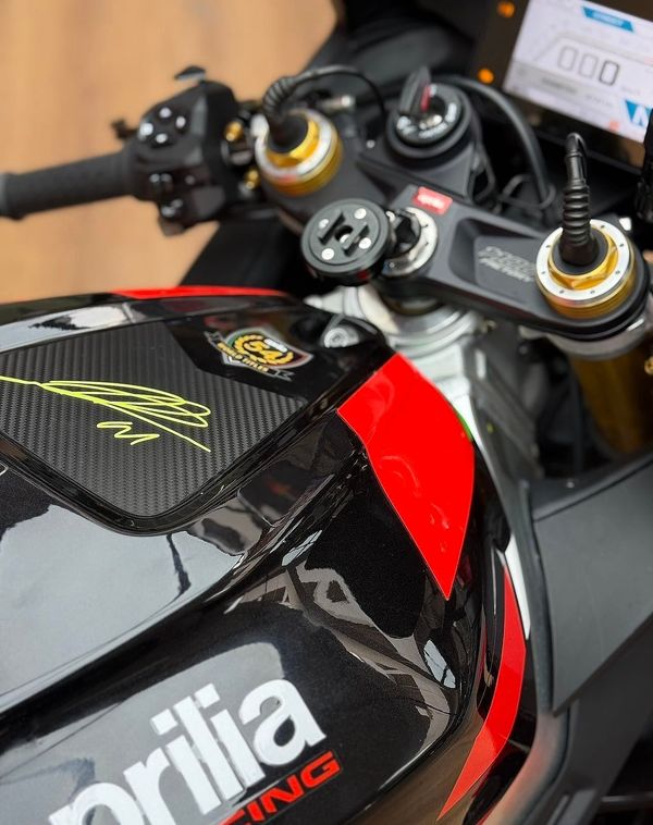 二手阿普利亚RSV4