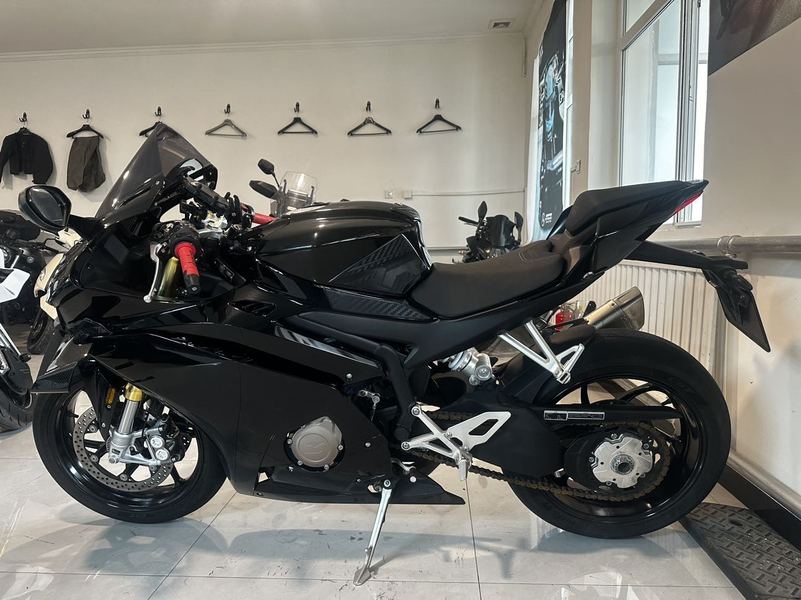 二手张雪机车500RR