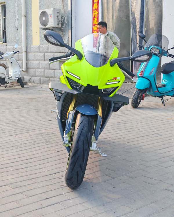 二手张雪机车500RR