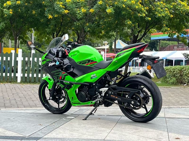 二手川崎Ninja 400