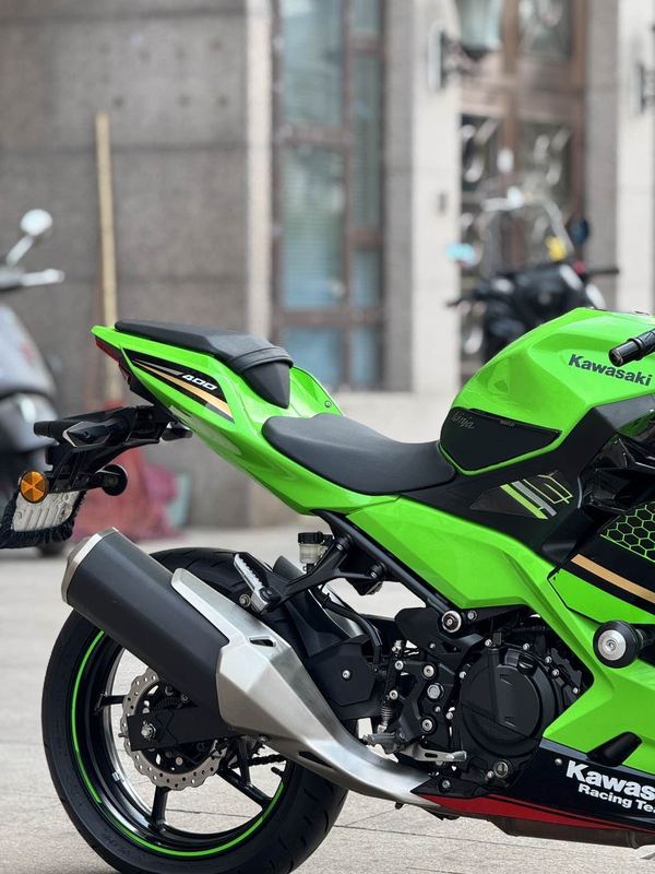 二手川崎Ninja 400