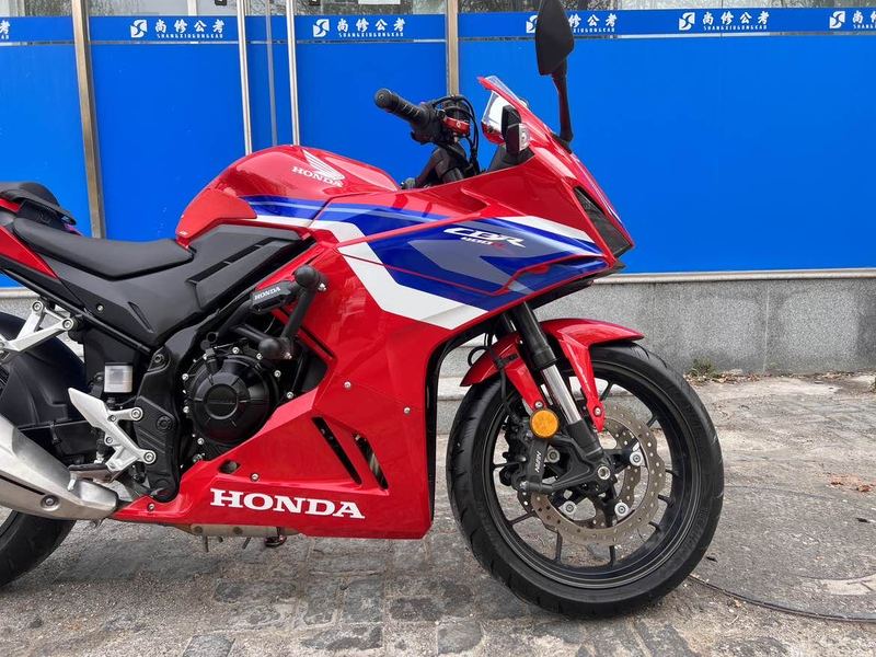二手本田CBR400R