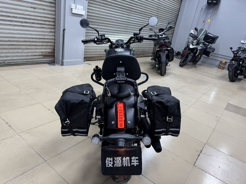 二手QJMOTOR闪300
