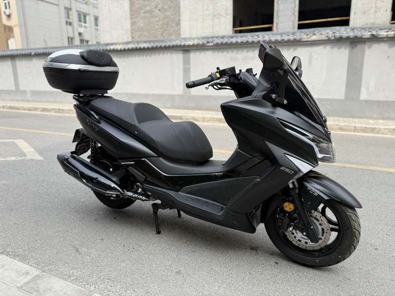 二手光阳赛艇 250