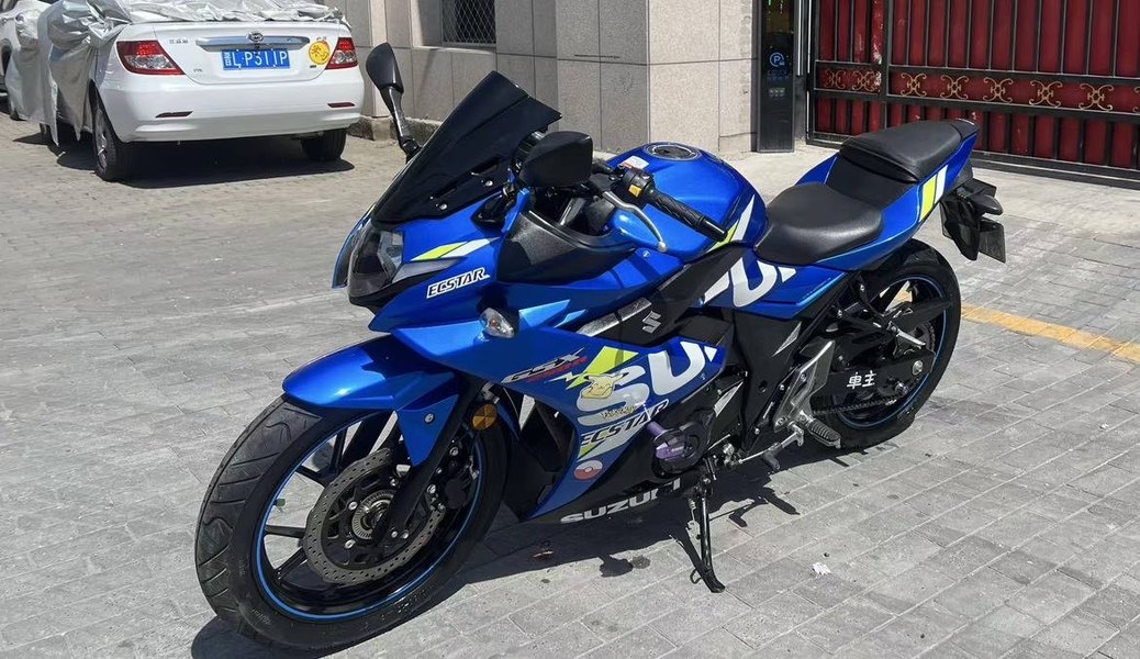 二手豪爵铃木GSX250R