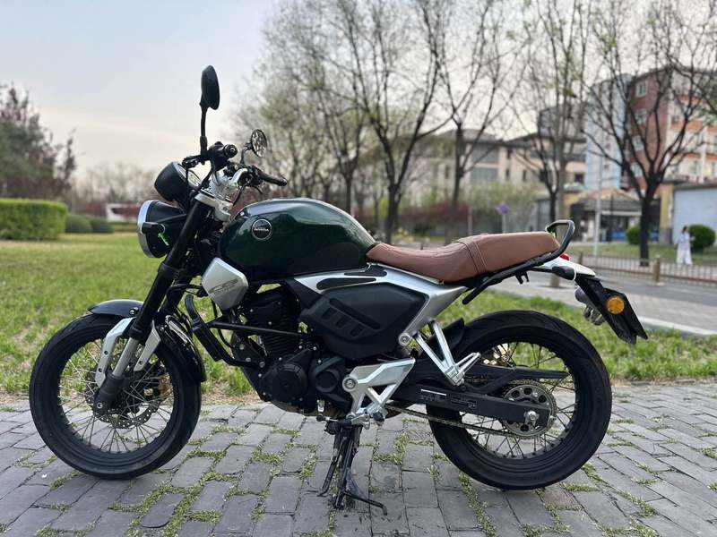 二手五羊本田鸷道 CB190SS