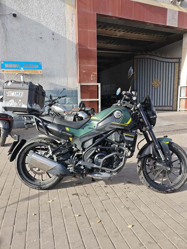 二手贝纳利幼狮 Leoncino 250