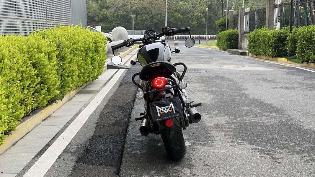 二手凯旋Bonneville Bobber