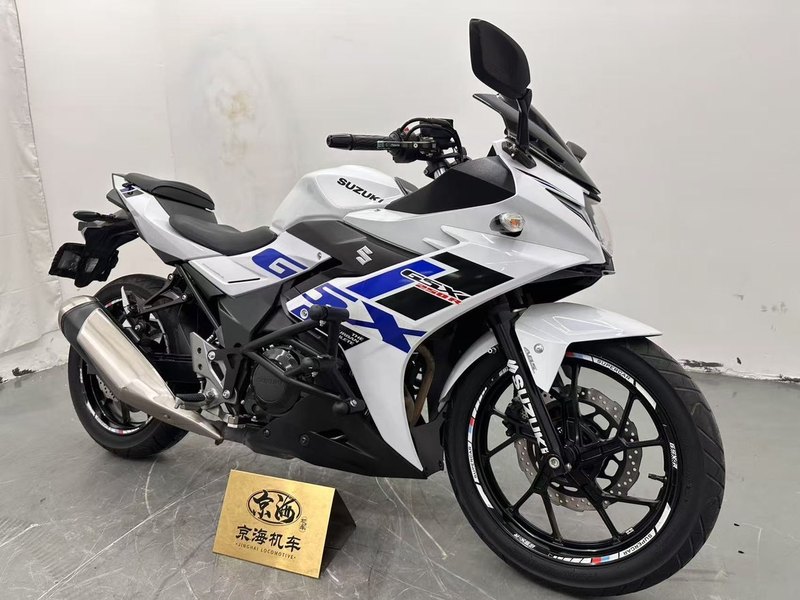 二手豪爵铃木GSX250R