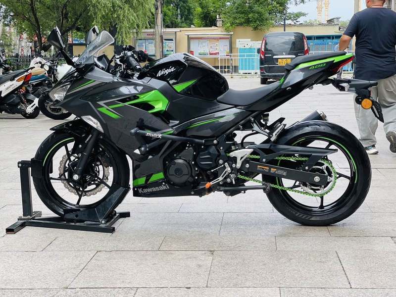 二手川崎Ninja 400
