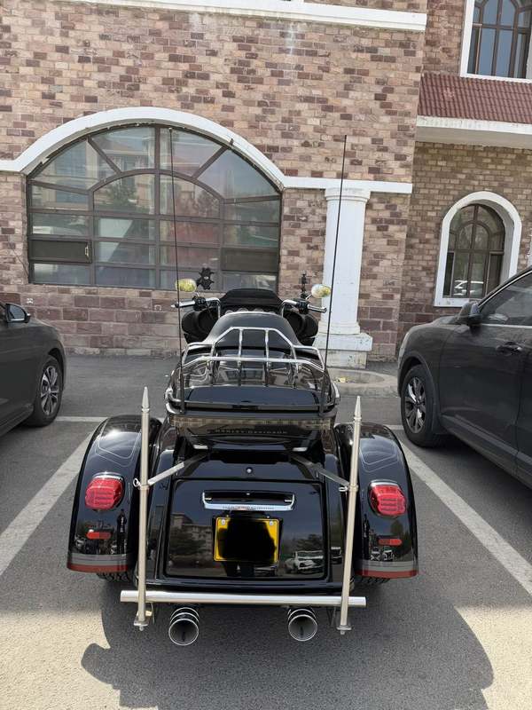 二手哈雷戴维森Tri Glide