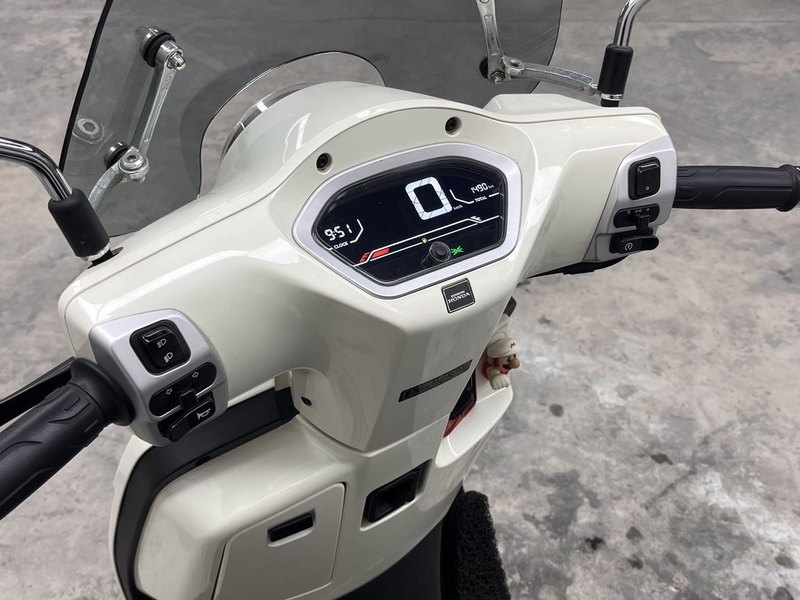 二手新大洲本田NS125LA