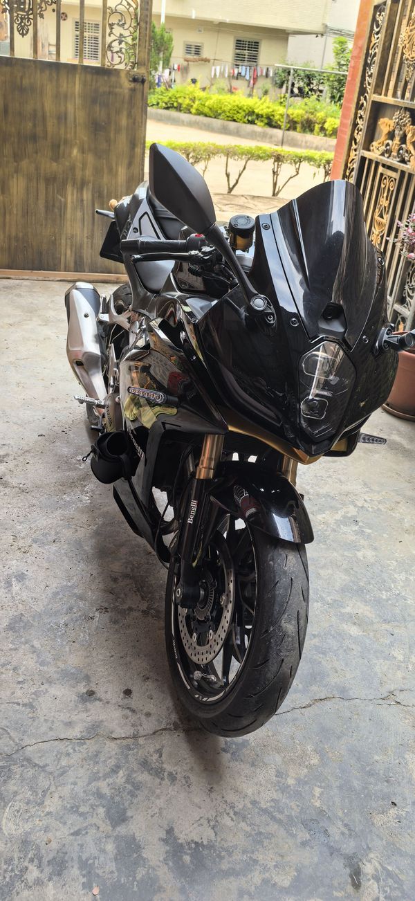 二手贝纳利龙卷风 Tornado 402R