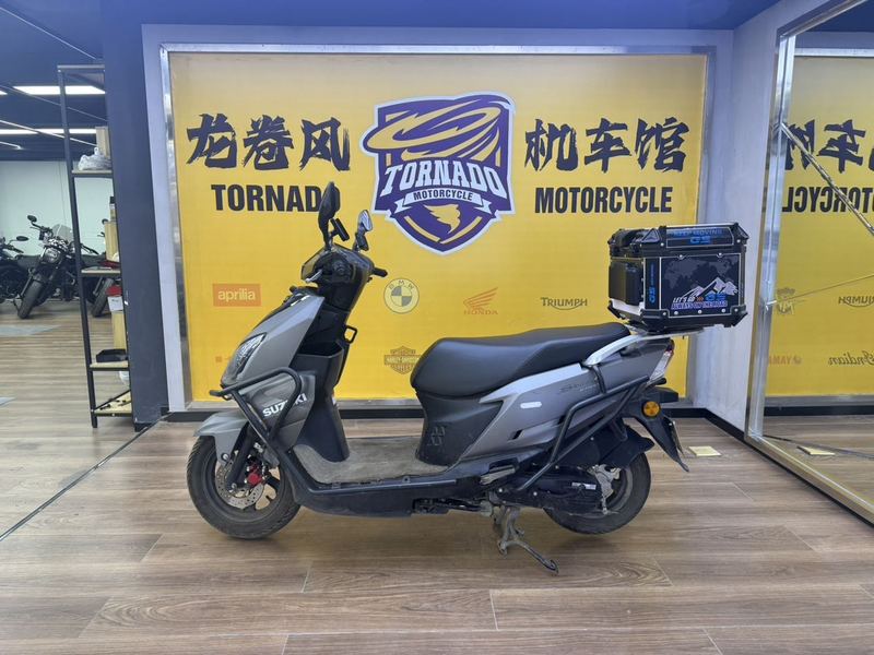 二手济南铃木UY125