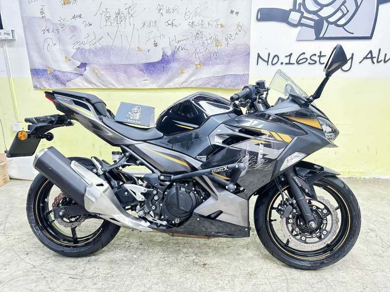 二手川崎Ninja 400
