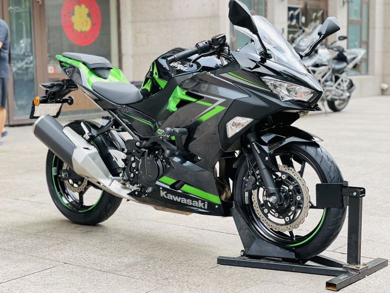 二手川崎Ninja 400