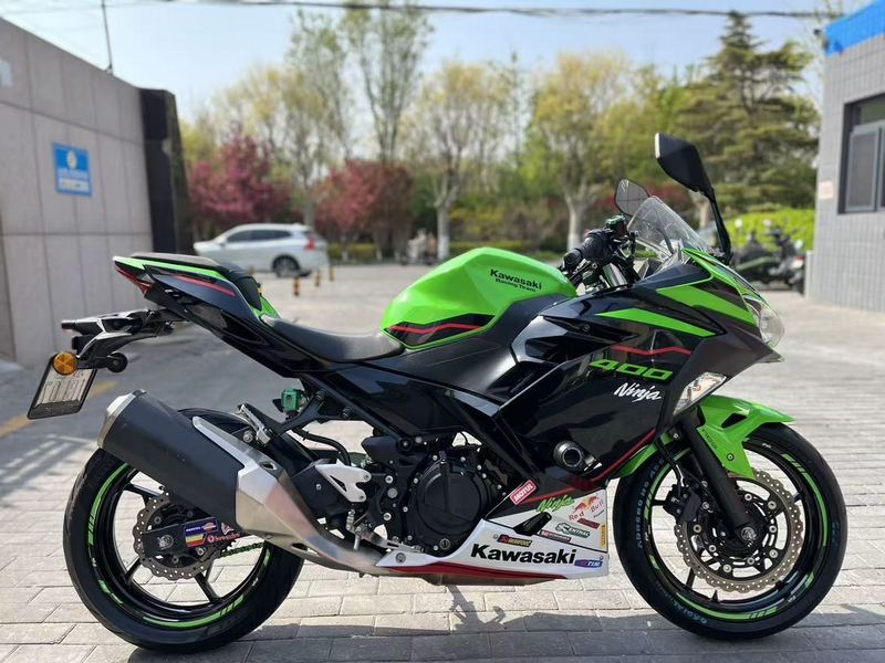 二手川崎Ninja 400