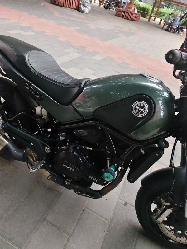 二手贝纳利幼狮 Leoncino 500